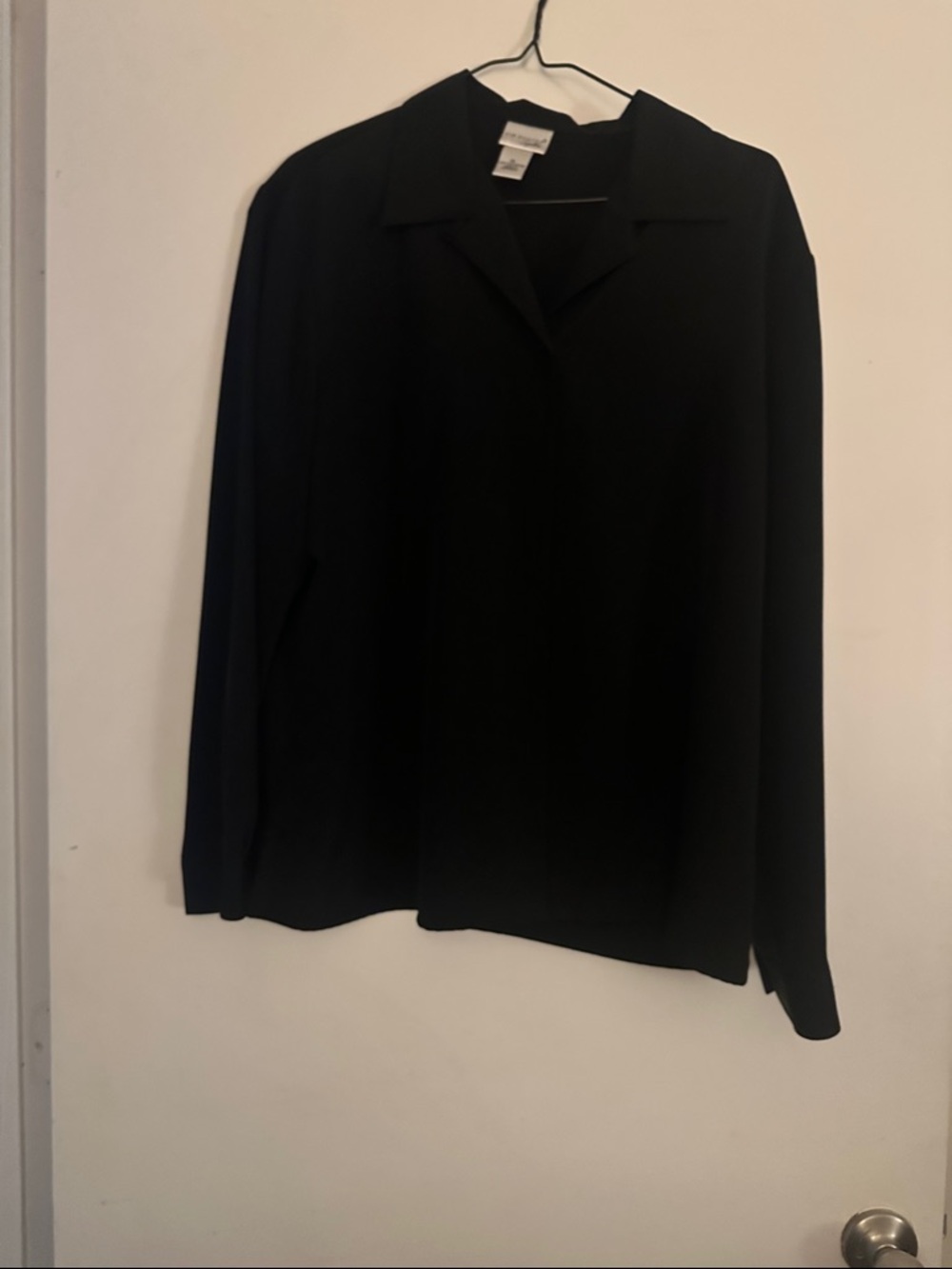 Kim Rogers Black Long Sleeve V-Neck Blouse